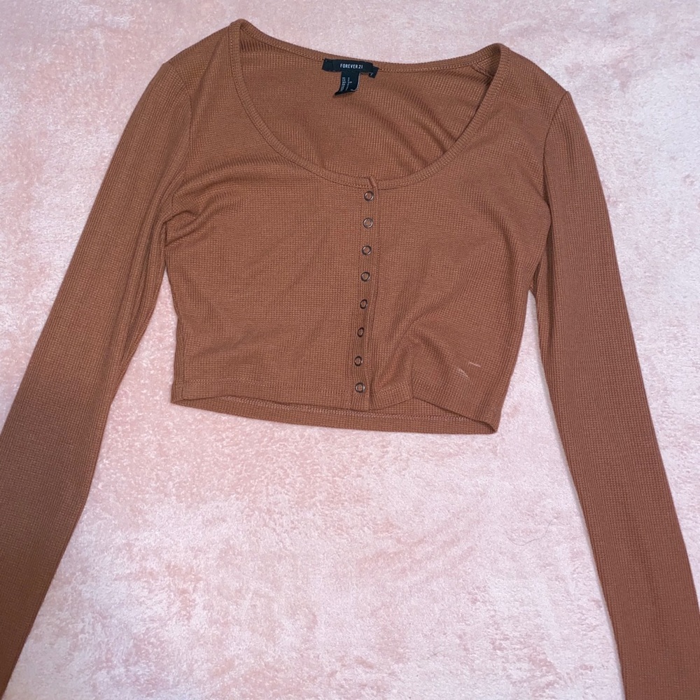 Long sleeve crop top